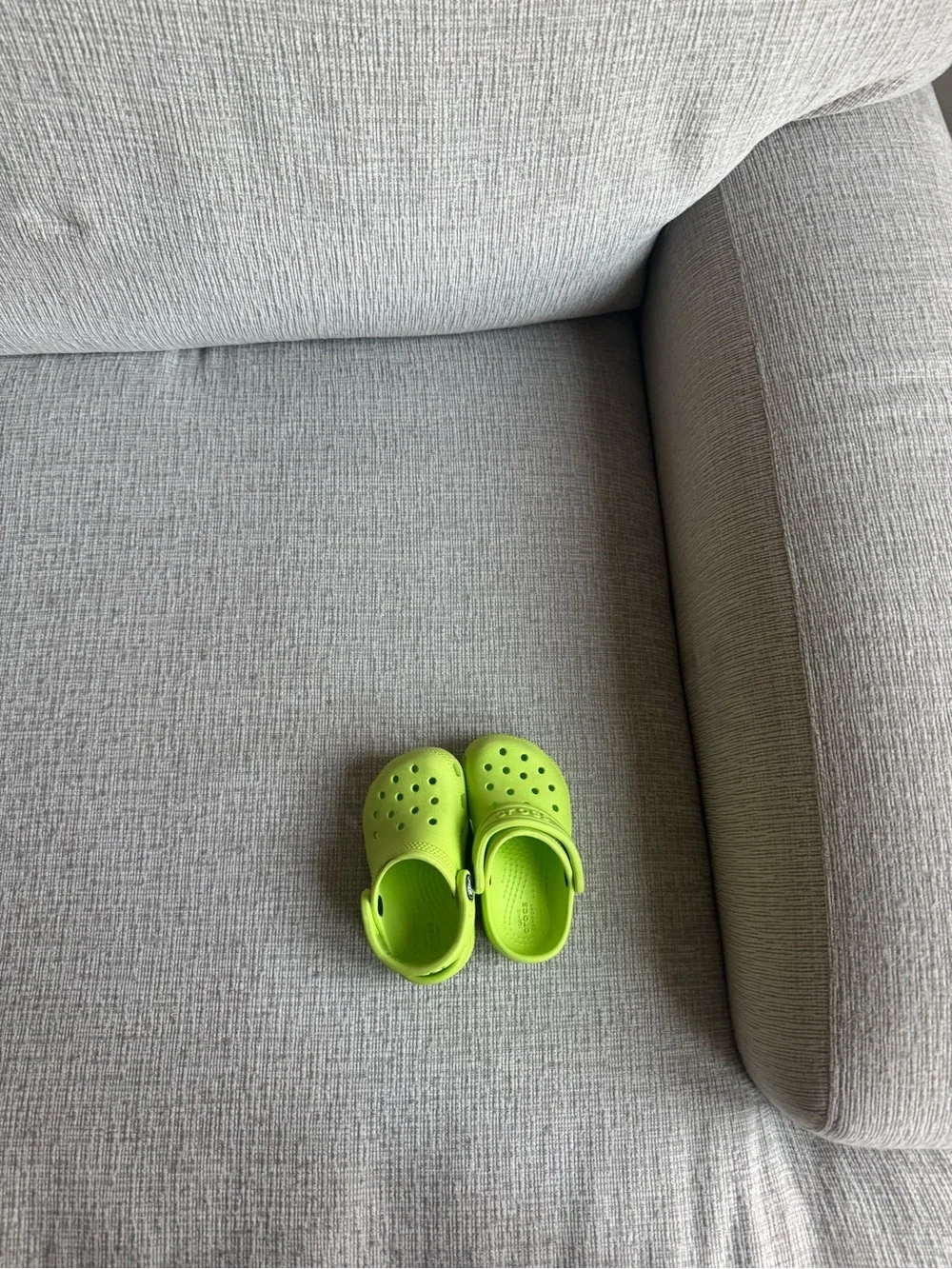 CROCS Kids Bright Lime Green Classic Clog